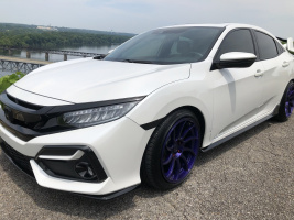 2020 Honda Civic with 18x9.5 Artisa Artformed Night wheels