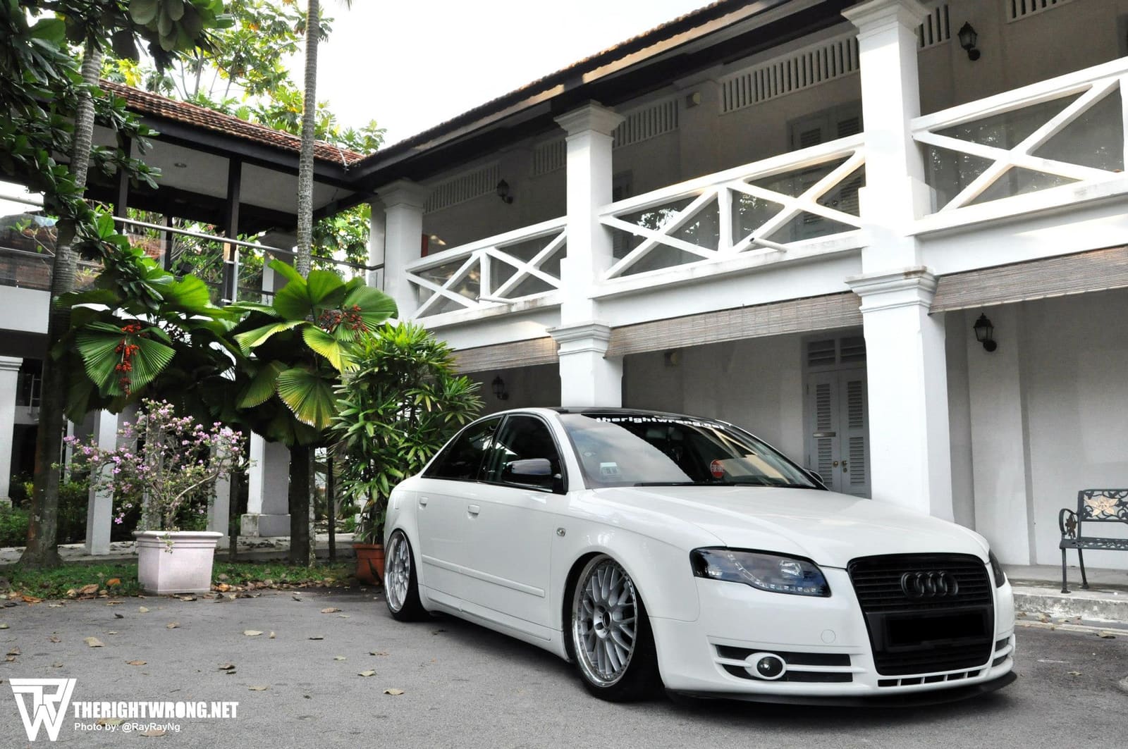 2005 Audi A4 with 19x8.5 Work VSXX wheels