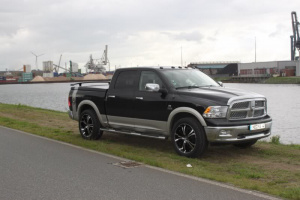 2009 Dodge Ram 2500 with 22x10 wheels