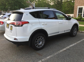 2016 Toyota RAV4 with 17x7.5 wheels