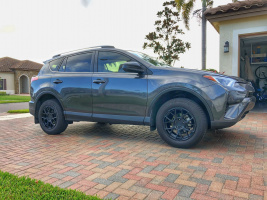 2018 Toyota RAV4 with 17x8 wheels