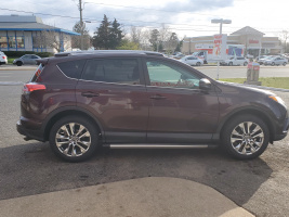 2018 Toyota RAV4 with 19x7.5 wheels