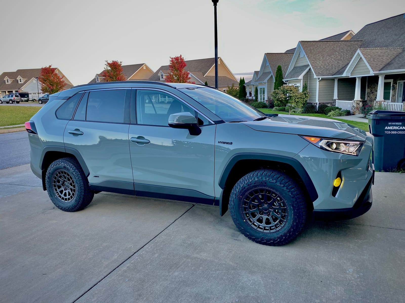 2019 Toyota RAV4 with 16x7 wheels