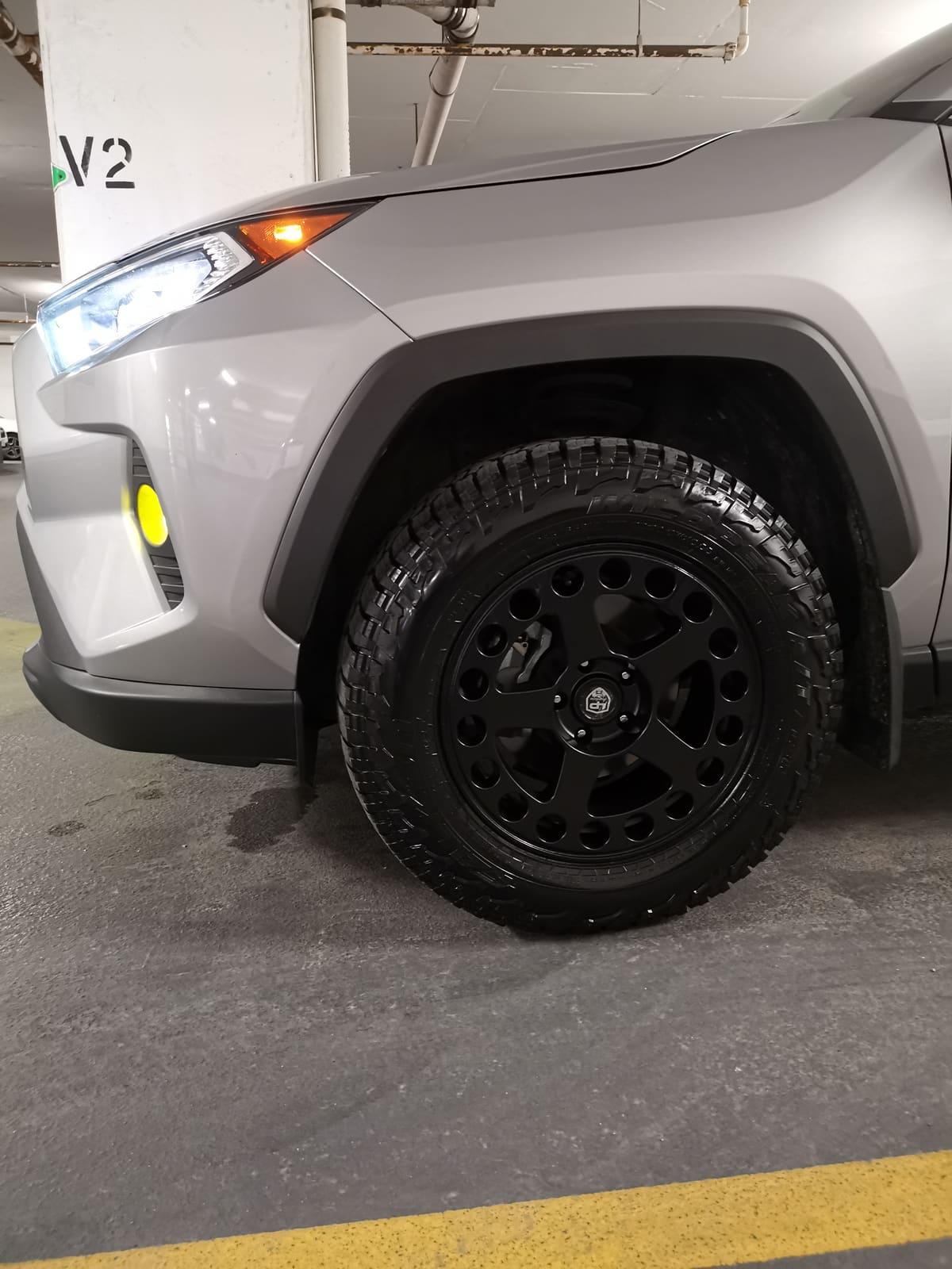 2020 Toyota RAV4 with 17x8 LP5 wheels