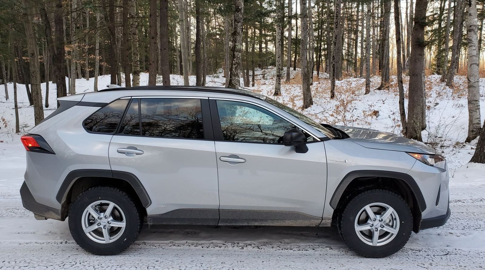 2021 Toyota RAV4 with 16x6.5 Grip wheels