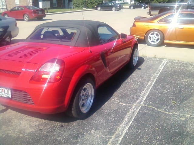 2002 Toyota MR2 Spyder with 15x8 Enkei Apache II wheels