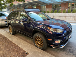 2021 Toyota RAV4 with 17x8 LP7 wheels