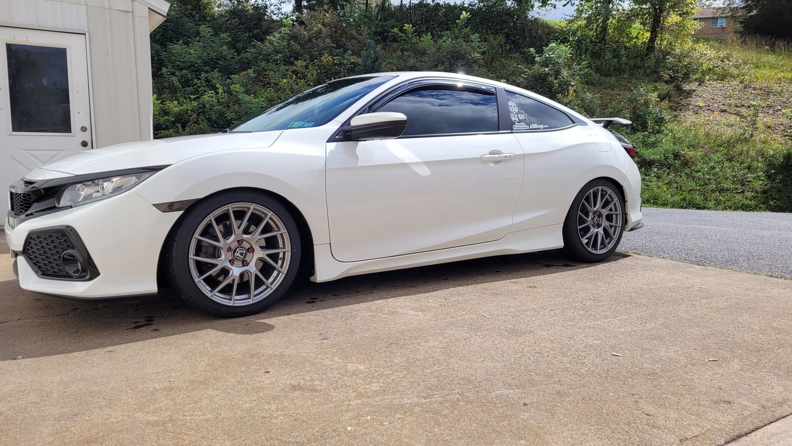2017 Honda Civic with 18x8 wheels