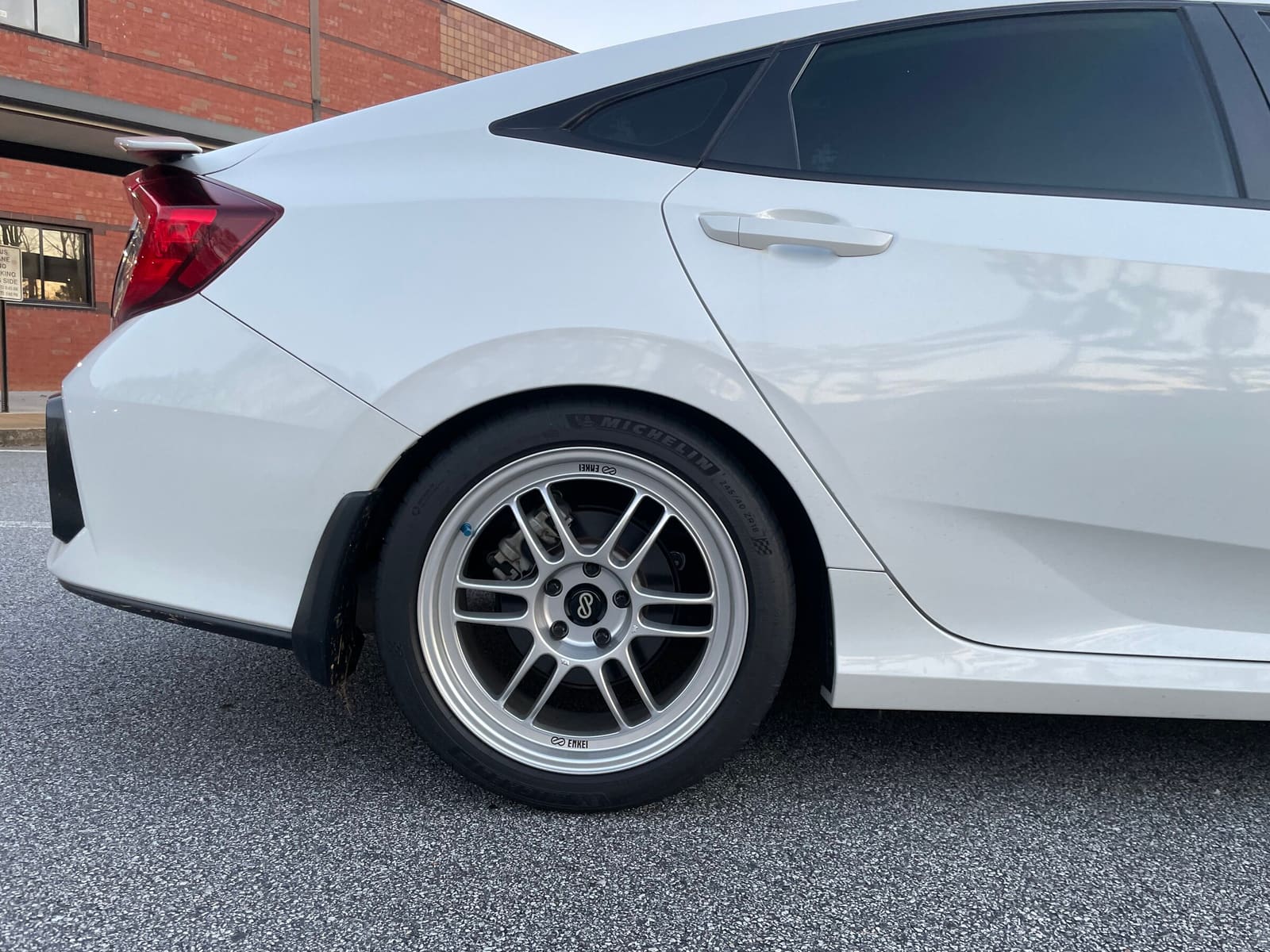 2020 Honda Civic with 18x8.5 wheels