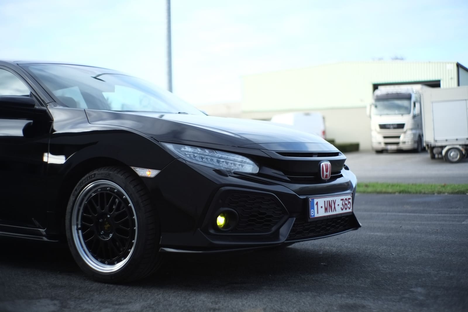 2017 Honda Civic with 18x8 wheels
