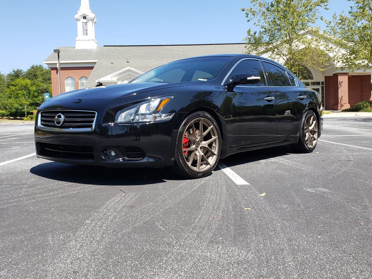 2012 Nissan Maxima with 19x8.5 wheels