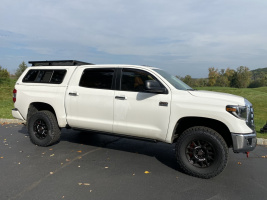 2020 Toyota Tundra with 18x8.5 Fondmetal EVO Corse wheels