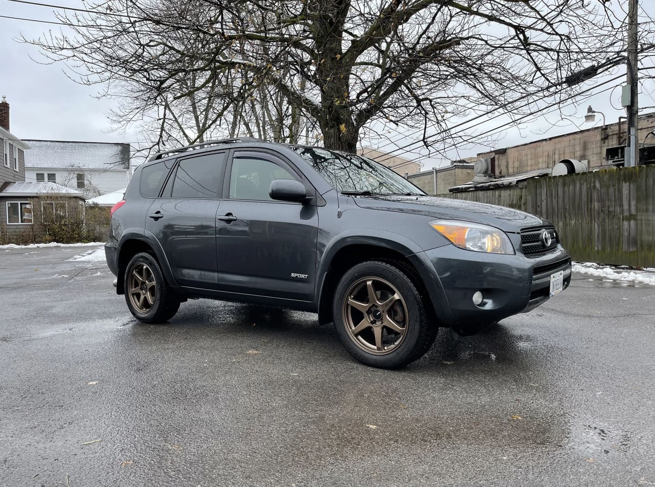 2007 Toyota RAV4 with 18x8 T6R wheels