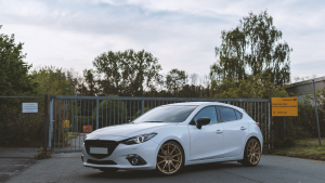 2017 Mazda Mazda3 with 19x8.5 Speedwheels GT7 wheels