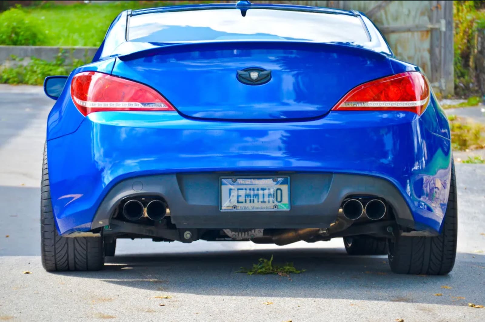 2010 Hyundai Genesis Coupe with 19x8.5 wheels