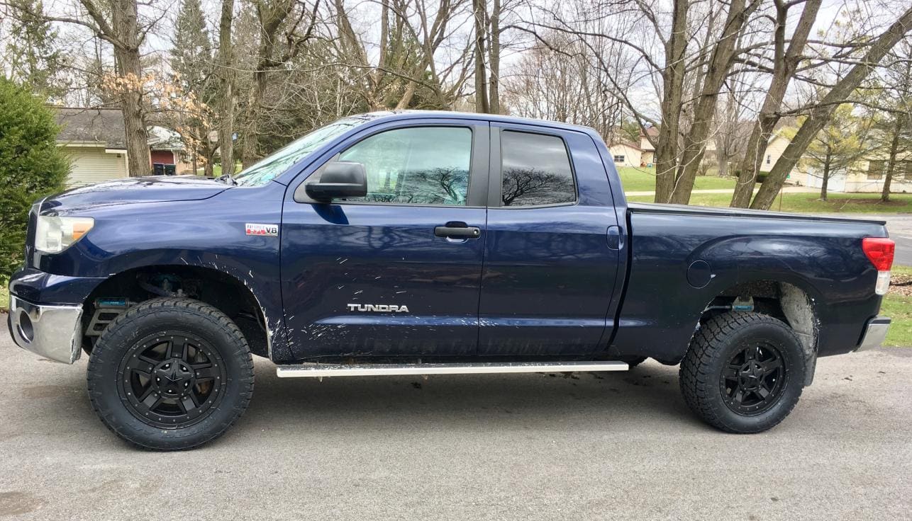 2013 Toyota Tundra with 20x9 wheels