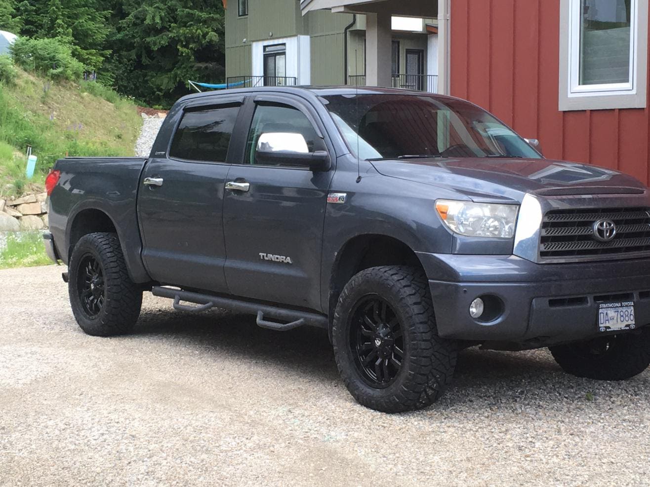 2007 Toyota Tundra with 20x9 wheels