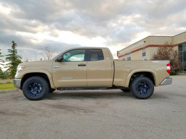 2017 Toyota Tundra with 18x9 FN BFD wheels