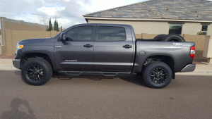 2015 Toyota Tundra with 18x9 wheels