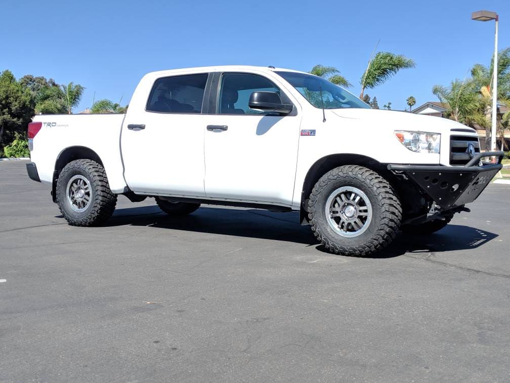 2011 Toyota Tundra with 17x8 wheels