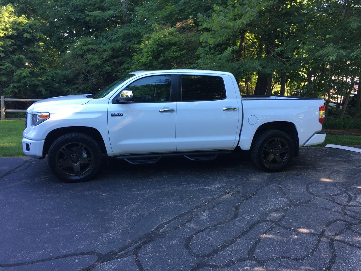 2018 Toyota Tundra with TRD 22 Wheels wheels