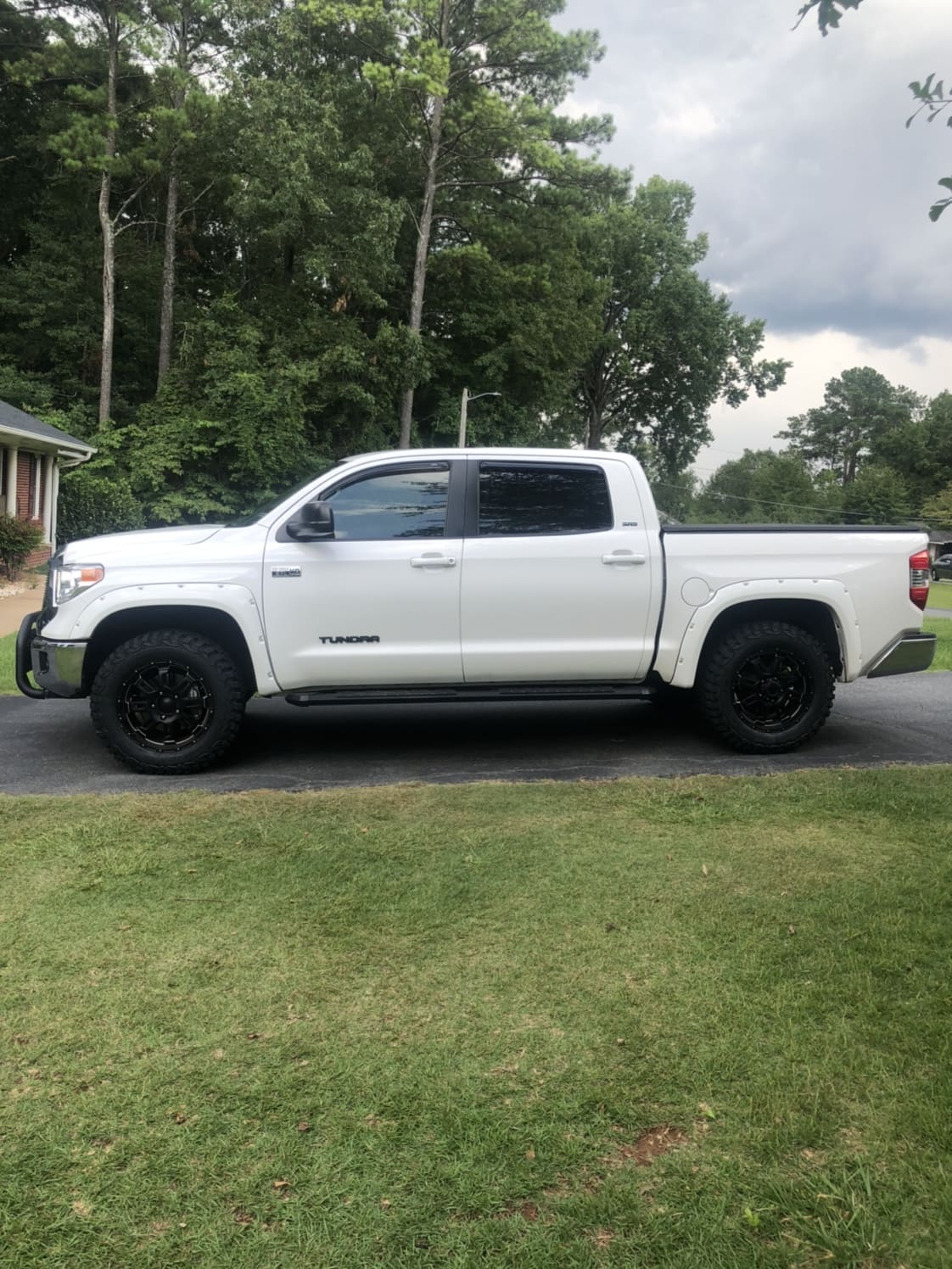 2015 Toyota Tundra with black TSS wheels wheels