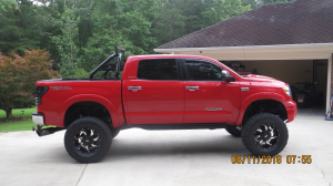 2008 Toyota Tundra with 20x10 wheels