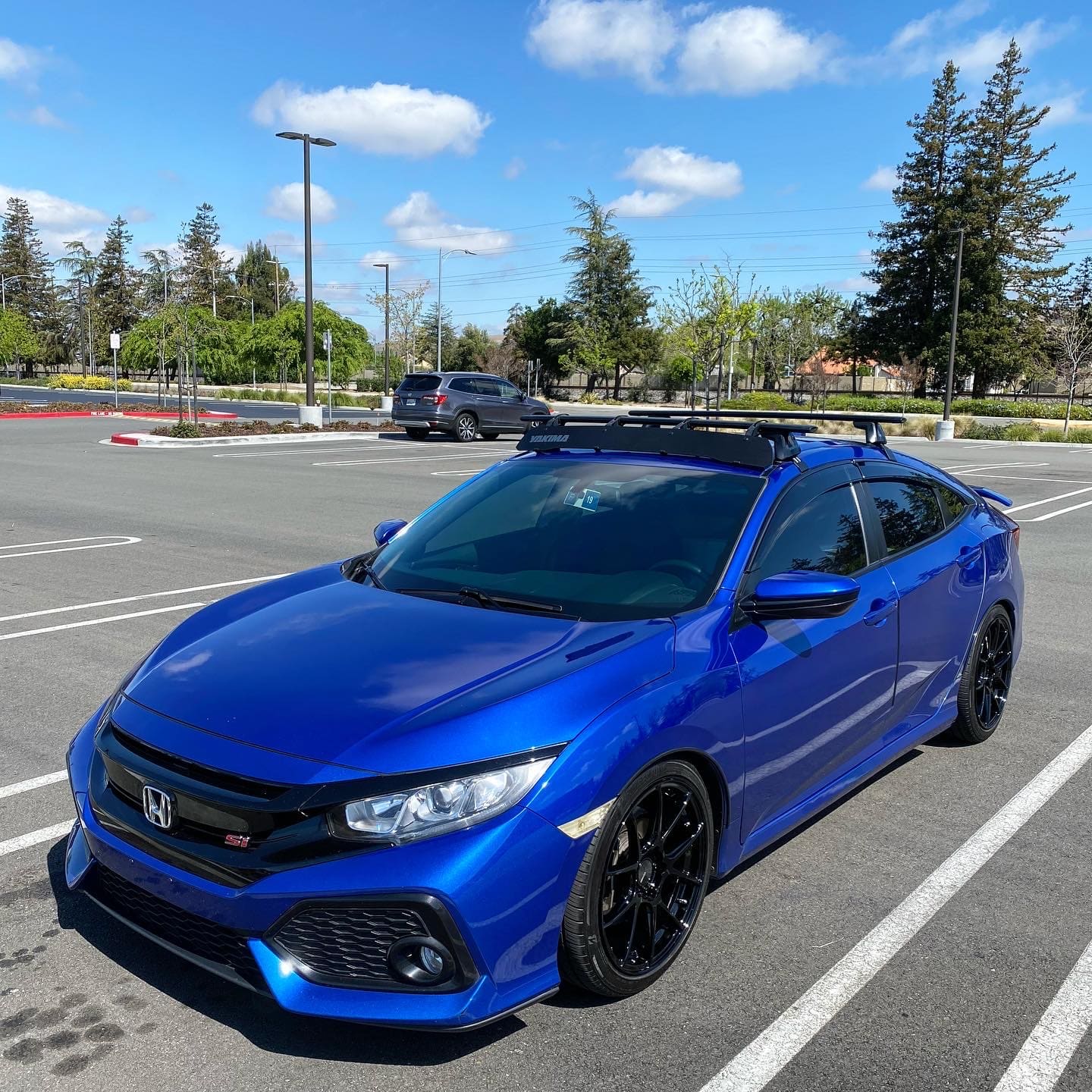 2021 Honda Civic with 18x8.5 wheels