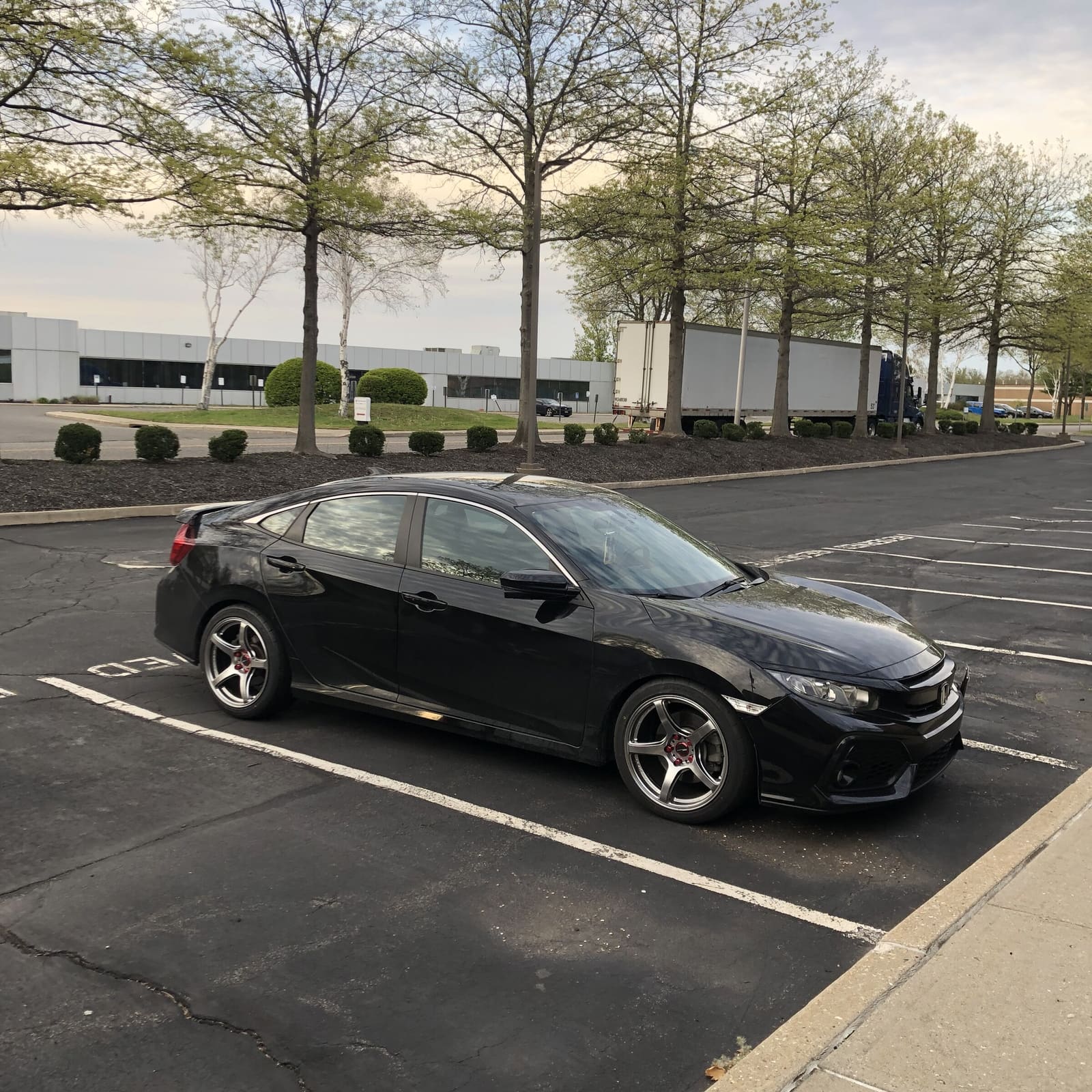 2020 Honda Civic with 18x9.5 wheels