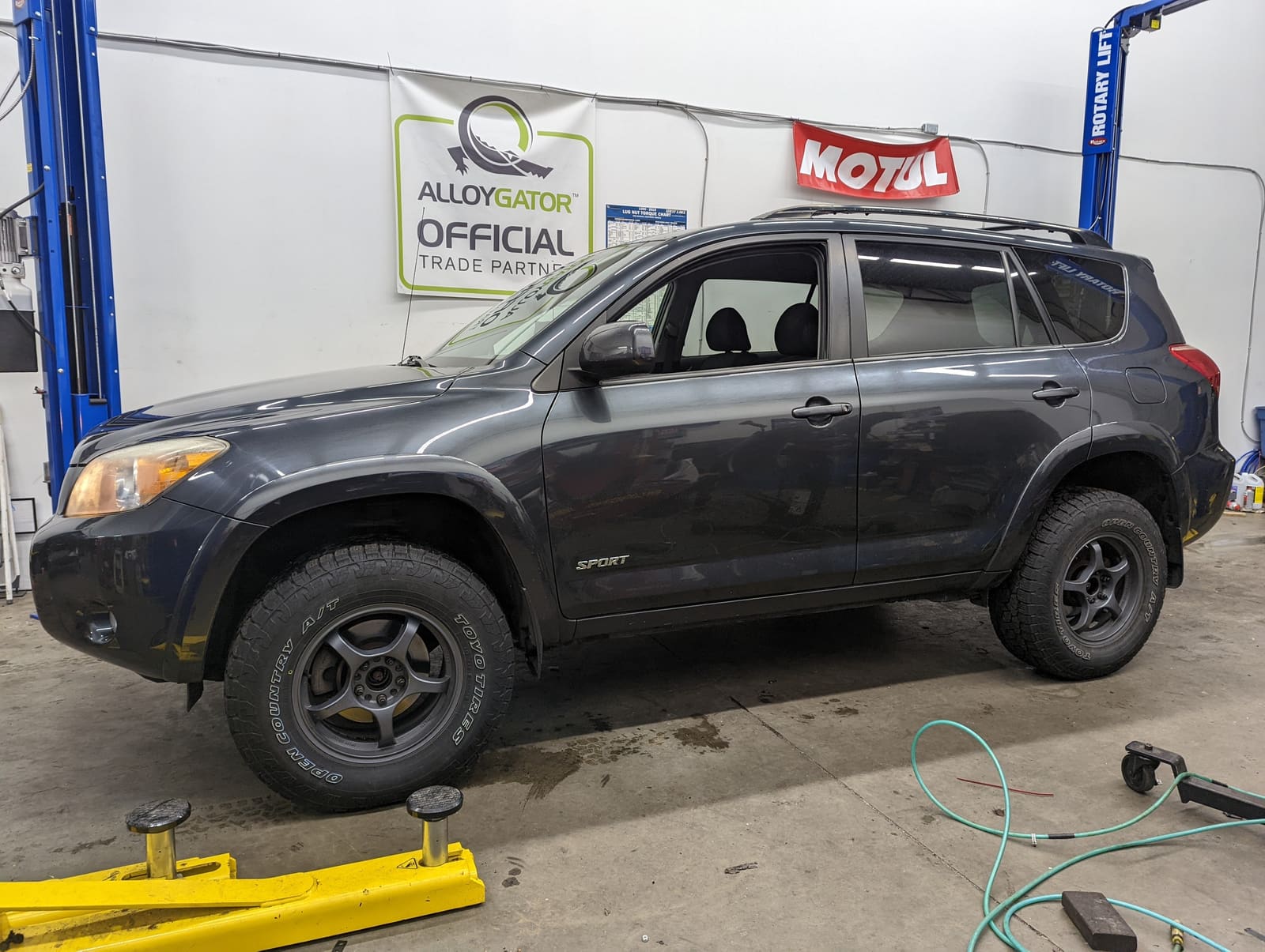 2008 Toyota RAV4 with 16x7 wheels