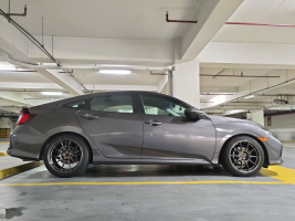 2020 Honda Civic with 18x9.5 wheels