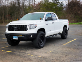 2021 Toyota Tundra with 18x9 wheels