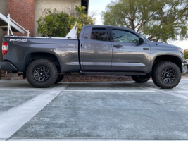 2019 Toyota Tundra with 18x9 wheels