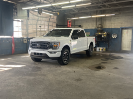 2022 Ford F-150 with Factory Lariat Sport Wheels A/T Tires FX4 Expedition 2021 wheels