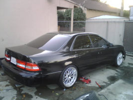 1999 Lexus ES 300 with 18x8 HP EVO wheels