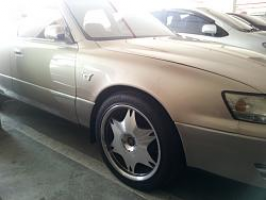 1999 Lexus ES 300 with 18x8 wheels