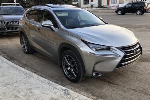 2016 Lexus NX 200t with 20x8.5 wheels