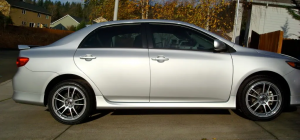 2009 Toyota Corolla with 17x7.5 043 wheels