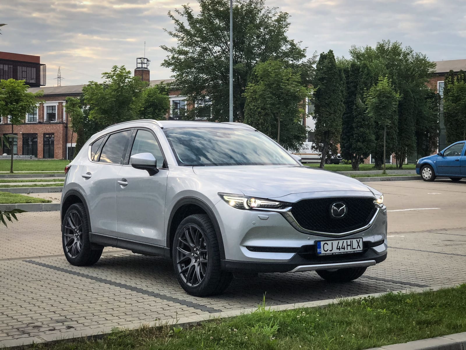 2016 Mazda CX-5 with 20x8.5 Zito 935 Matt Grey wheels