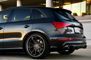 2014 Audi SQ5 with 21x9.5 wheels