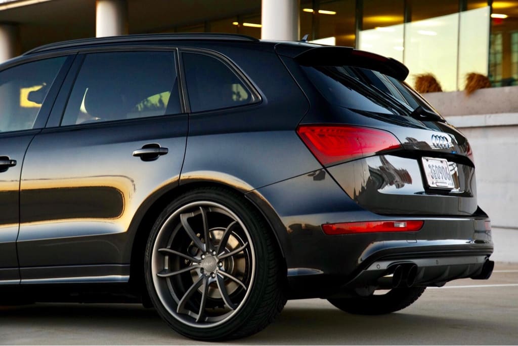 2014 Audi SQ5 with 21x9.5 wheels