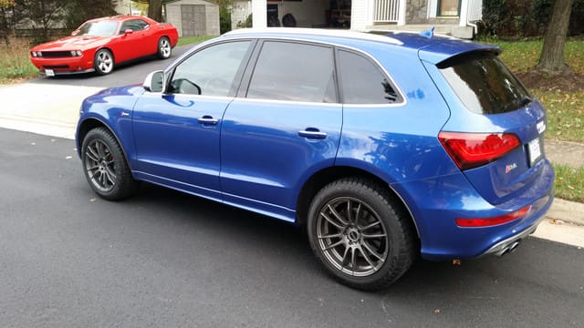 2016 Audi SQ5 with 19x8.5 BR10 wheels