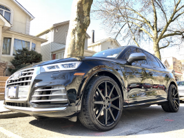 2017 Audi SQ5 with Esquire in Satin Black wheels