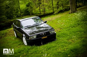 1992 Alfa Romeo 75/Milano with 17x8 Oz Racing Supertourismo wheels