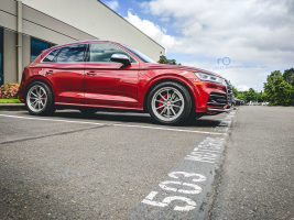 2018 Audi SQ5 with 20x10 Forged ML-X2 wheels