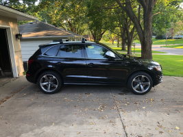 2016 Audi SQ5 with 20x9 RS5 wheels
