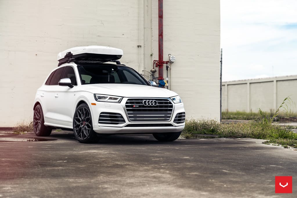 2018 Audi SQ5 with 22x9.5 wheels