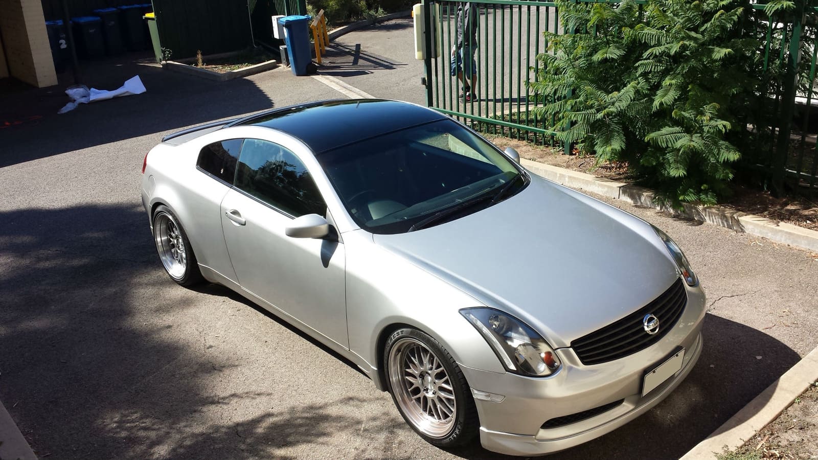 2003 Infiniti G35 with 19x9.5 Varrstoen 1.1.2 wheels