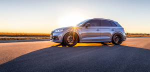 2018 Audi SQ5 with 21x10 RS40 wheels