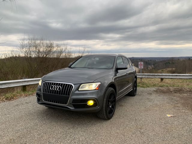 2018 Audi SQ5 with 20x9 wheels